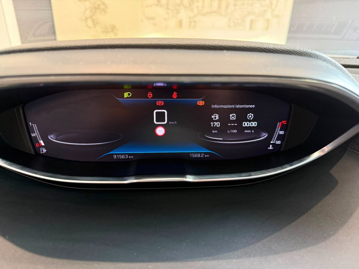 Peugeot 3008 BlueHDi 130 S&S EAT8 Allure Pack (10)