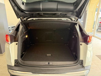 Peugeot 3008 BlueHDi 130 S&S EAT8 Allure Pack (18)
