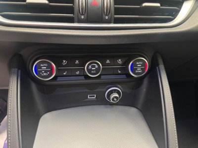 Alfa Romeo Stelvio Stelvio 2.2 Turbodiesel 210 CV AT8 Q4 Veloce (18)