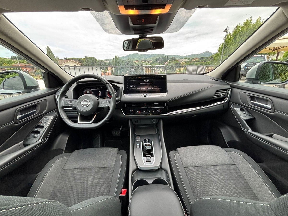 Nissan Qashqai 1.3 mhev N-Connecta 2wd 158cv (7)