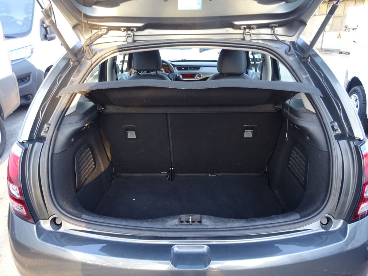 Citroen C3 1.4 HDi 70 Seduction (12)