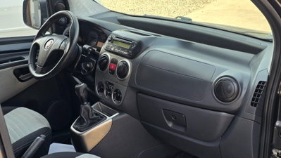 Fiat Qubo 1.3 MJT 75 CV Trekking (13)