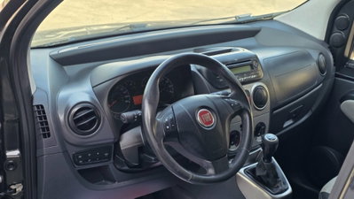 Fiat Qubo 1.3 MJT 75 CV Trekking (9)
