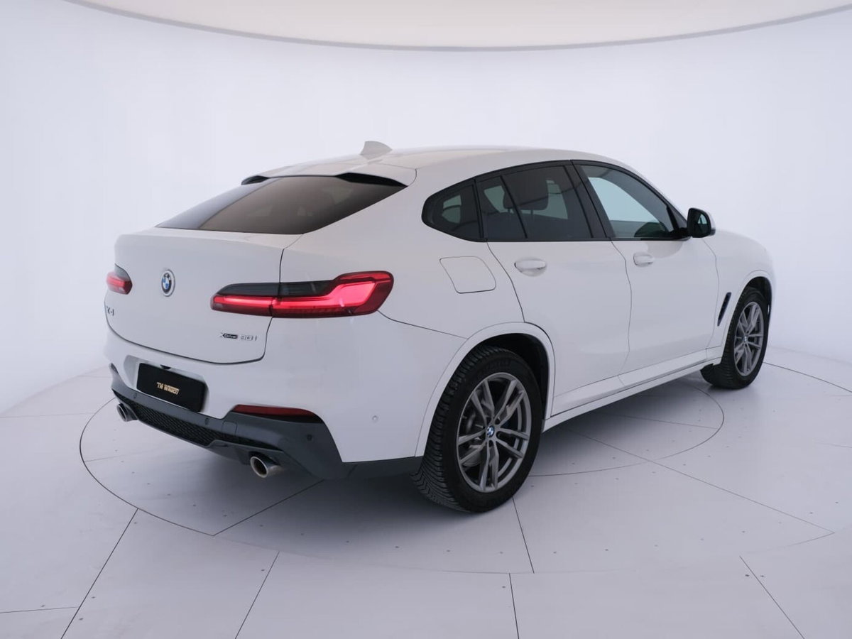 BMW X4 xDrive30i Msport (9)