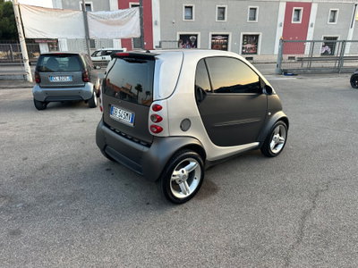 smart Fortwo 700 coupé pure (37 kW) (4)