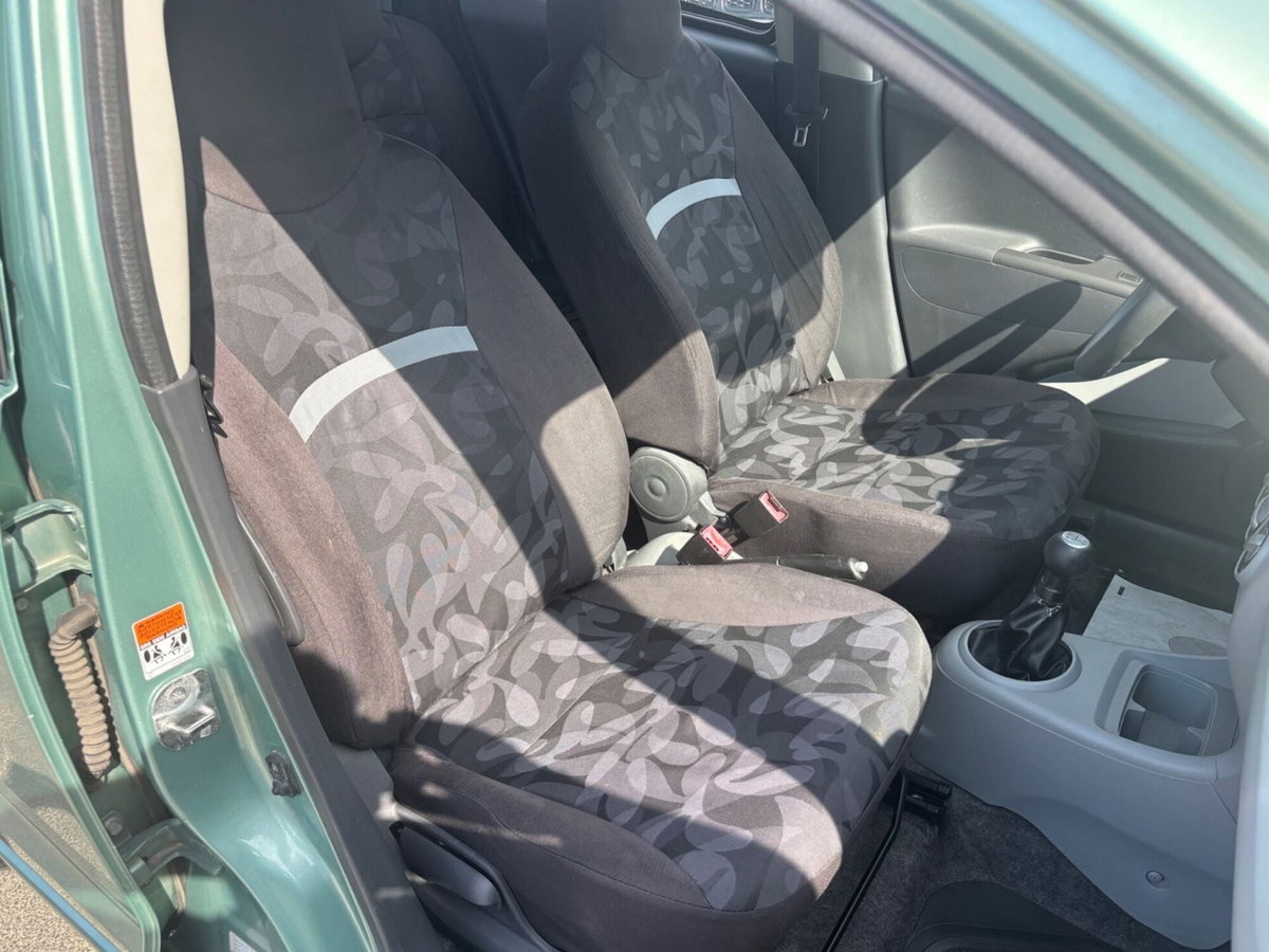 Suzuki Alto 1.0 GLX (12)