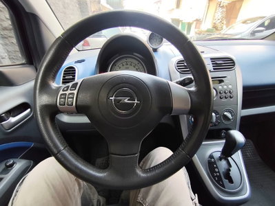 Opel Agila 1.2 16V 86CV aut. Enjoy (11)