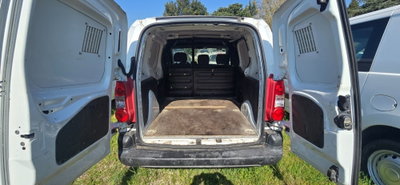 Peugeot Partner 1.6 HDi 115CV Style (14)