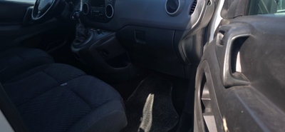 Peugeot Partner 1.6 HDi 115CV Style (19)