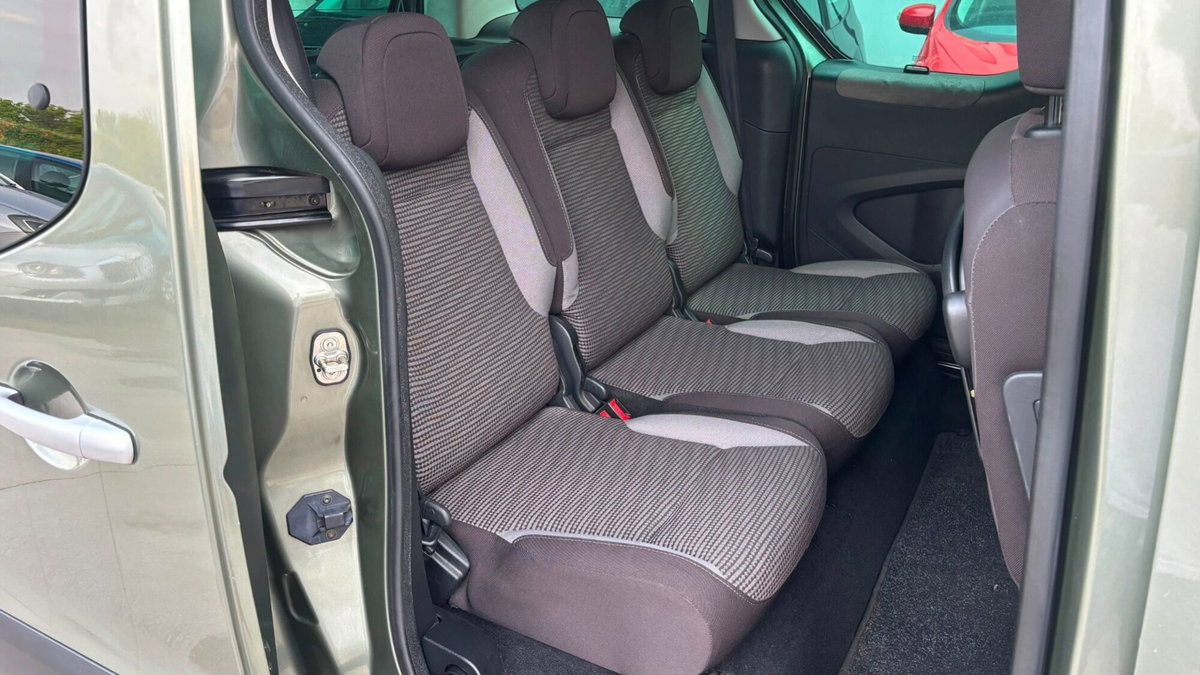Peugeot Partner 1.6 HDi 110CV Premium (11)