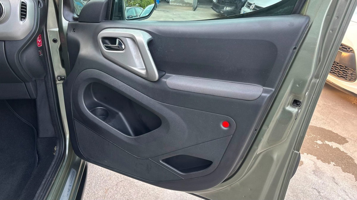 Peugeot Partner 1.6 HDi 110CV Premium (14)