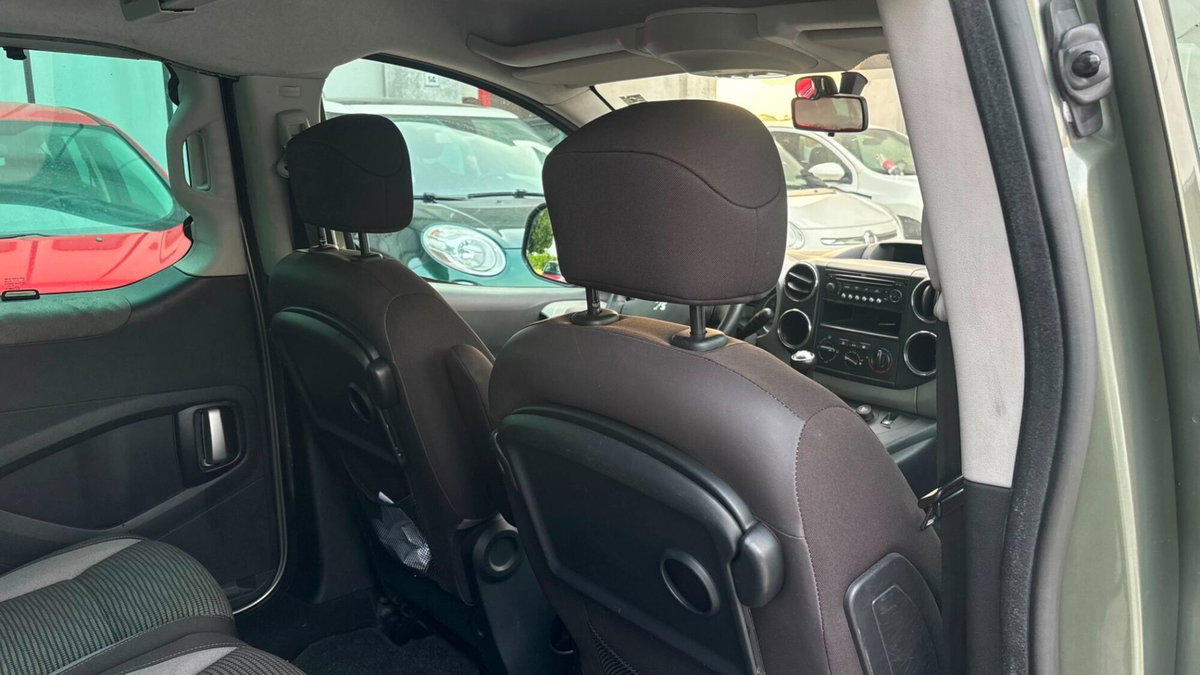 Peugeot Partner 1.6 HDi 110CV Premium (15)