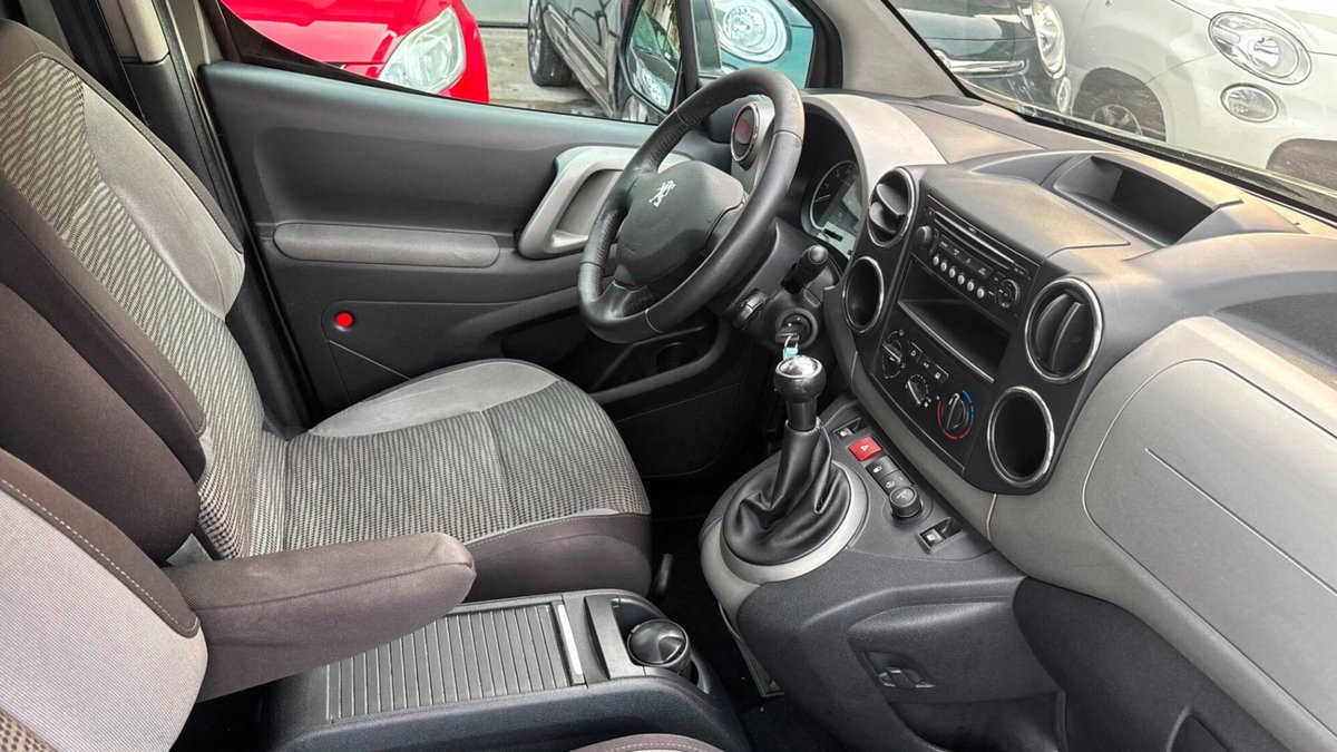 Peugeot Partner 1.6 HDi 110CV Premium (17)
