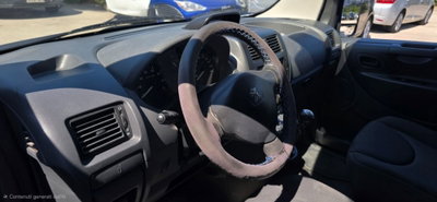 Peugeot Expert Furgone 2.0 HDi 125CV FAP PL-TN 12Q Furgone Vetrato (8)