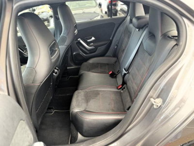 Mercedes-Benz Classe A Sedan 180 d Automatic 4p. Premium (11)