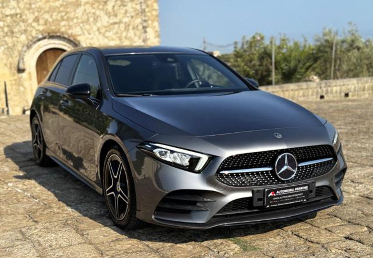 Mercedes-Benz Classe A Sedan 180 d Automatic 4p. Premium (15)
