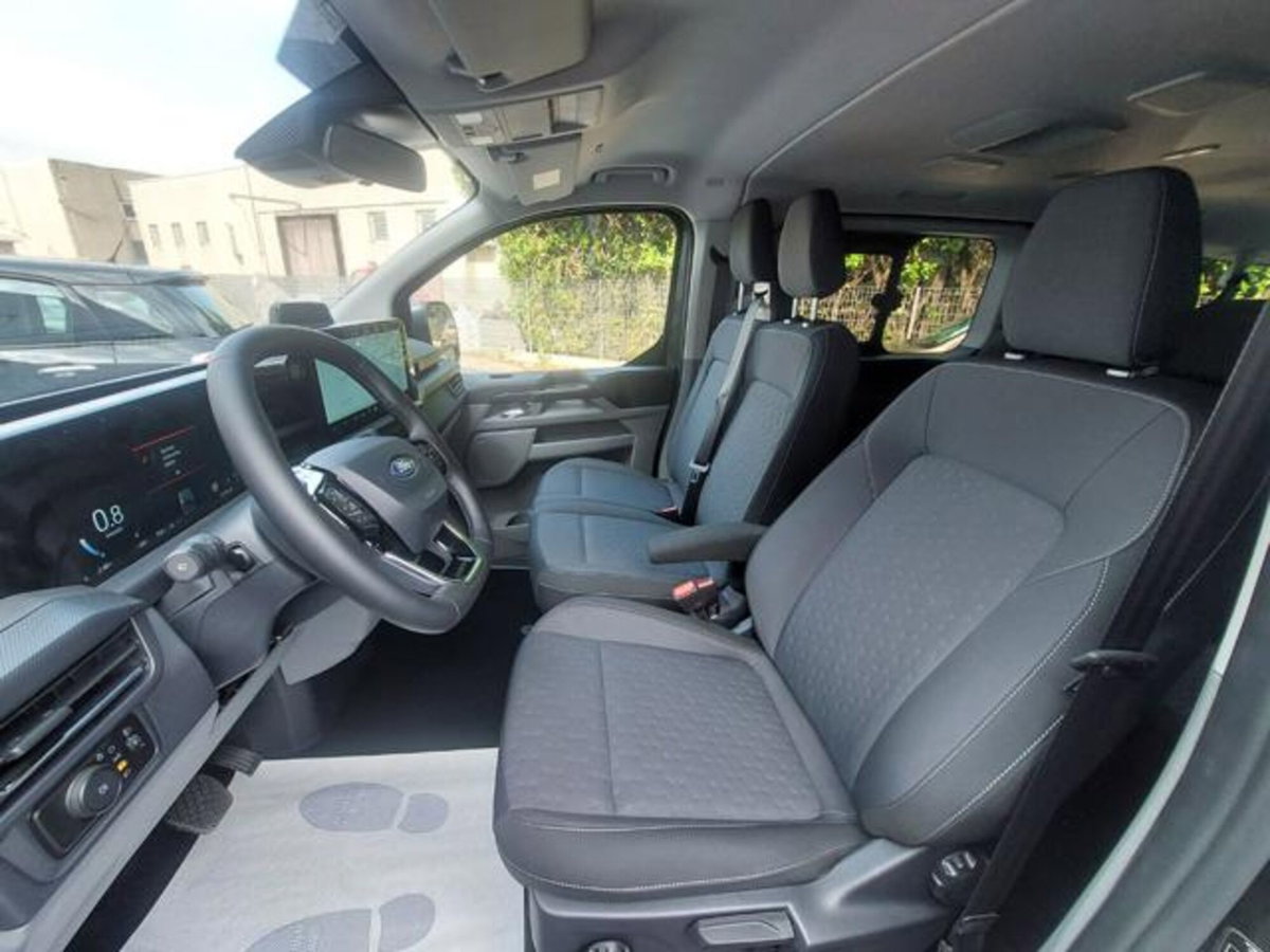 Ford Transit Custom Furgone 320 2.0 EcoBlue 170 PL Furgone Titanium (8)