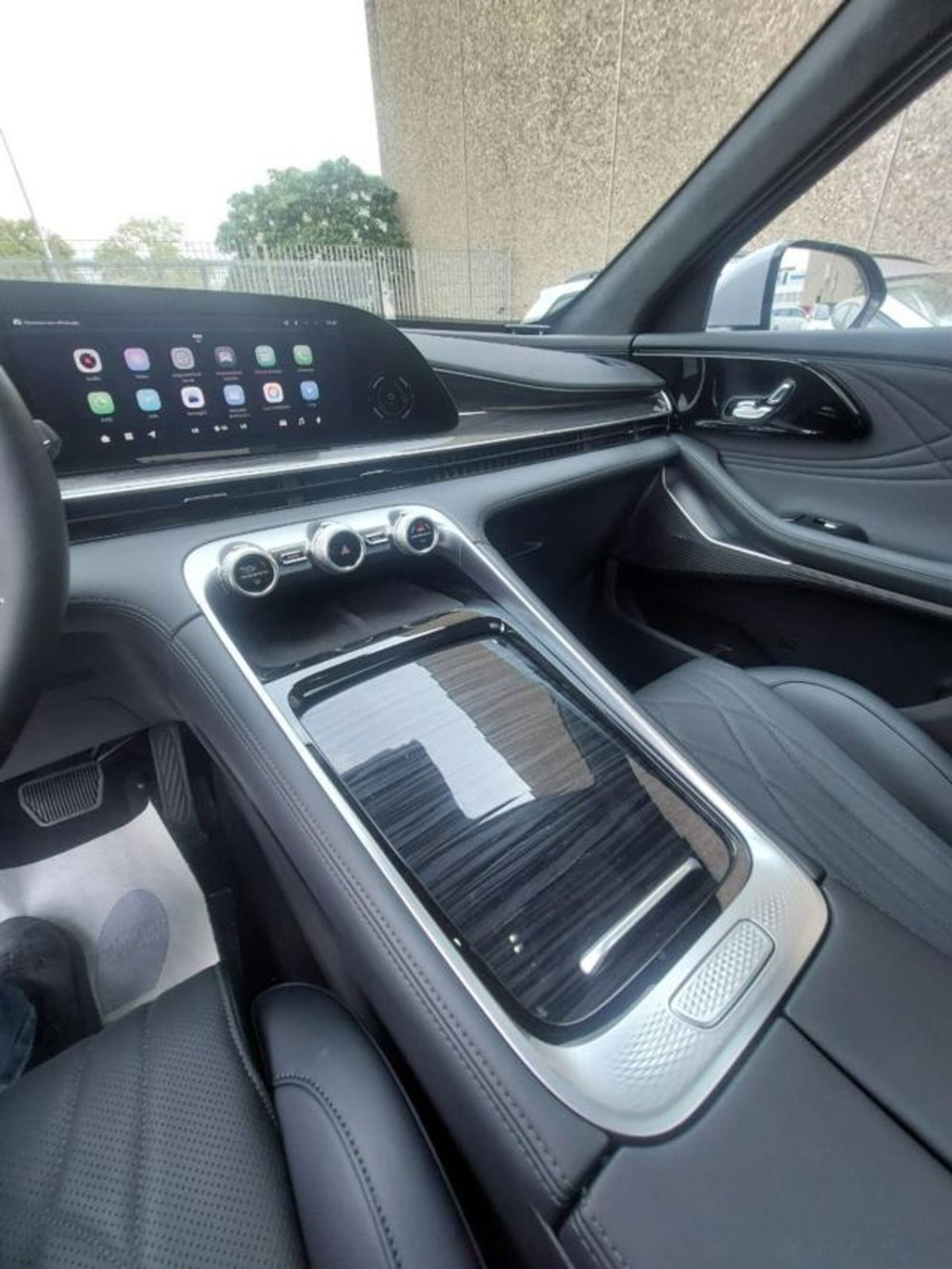 Omoda Omoda 9 SHS-P 1.5 tgdi phev Premium i-awd (14)