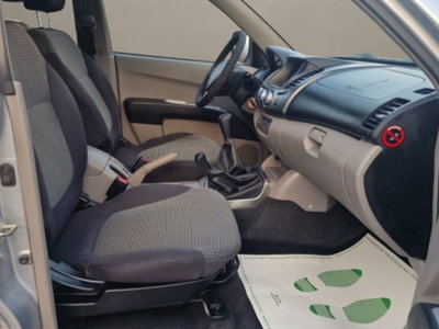 Mitsubishi L200 2.5 DI-D/136CV Double Cab Invite (18)
