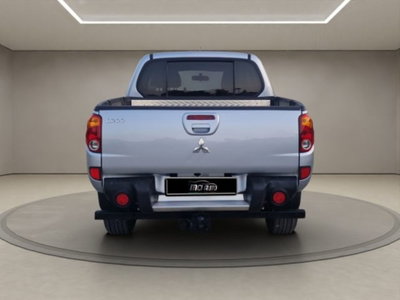 Mitsubishi L200 2.5 DI-D/136CV Double Cab Invite (4)