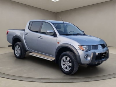 Mitsubishi L200 2.5 DI-D/136CV Double Cab Invite (7)