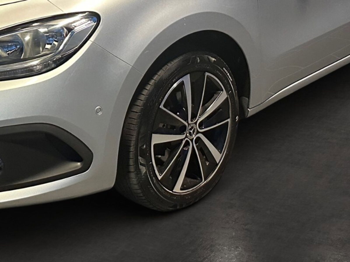 Mercedes-Benz Classe T T Long 180d Premium (6)