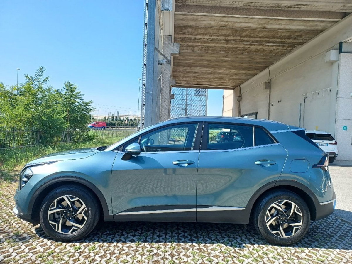 Kia Sportage 1.6 crdi mhev Business dct (6)