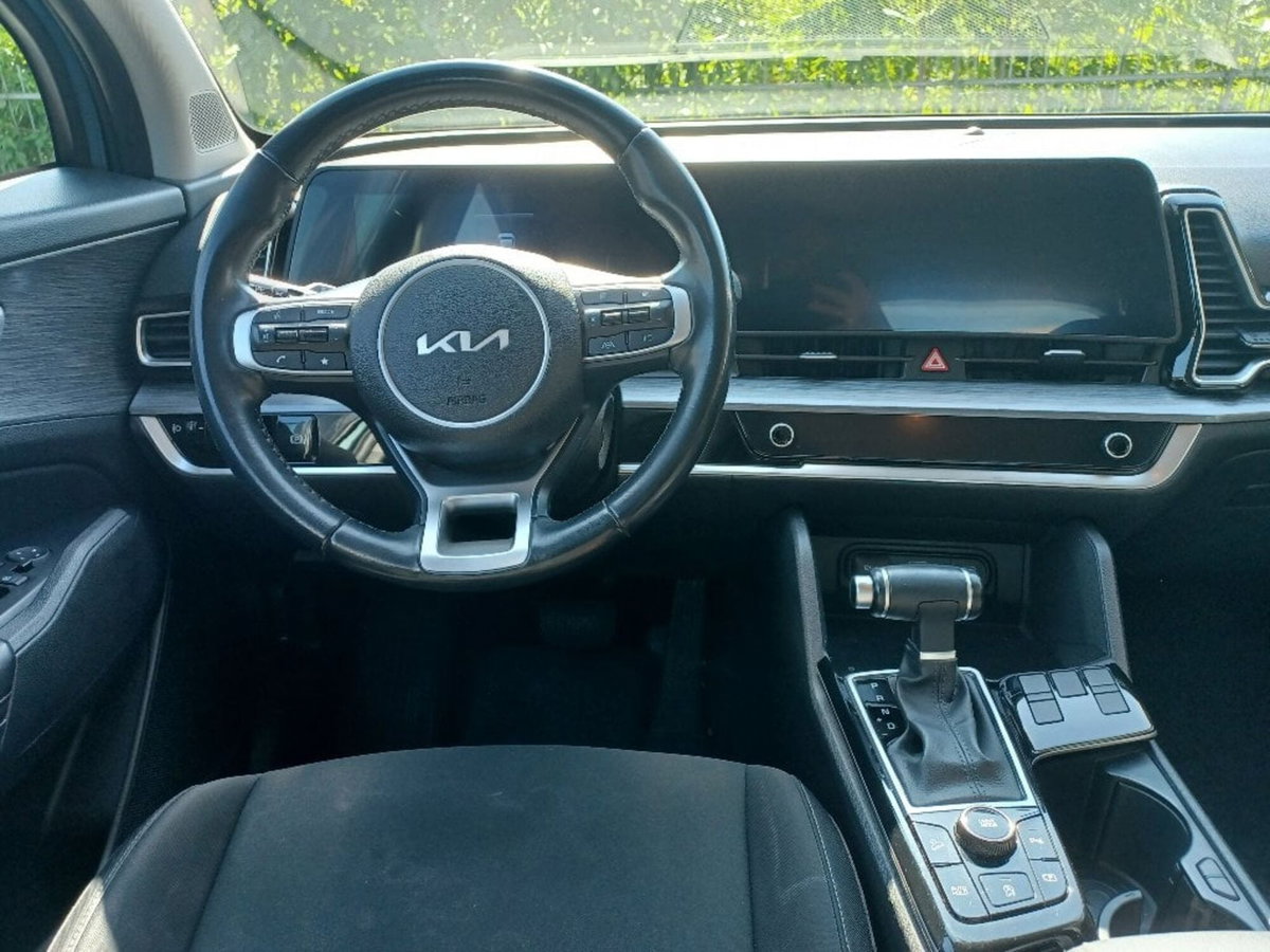 Kia Sportage 1.6 crdi mhev Business dct (7)