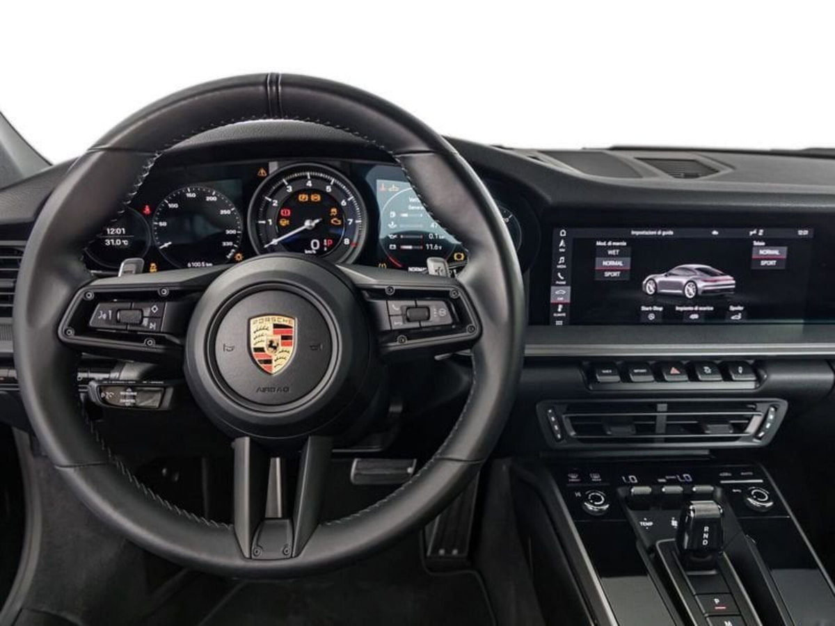 Porsche 911 Coupé Carrera 4S (13)