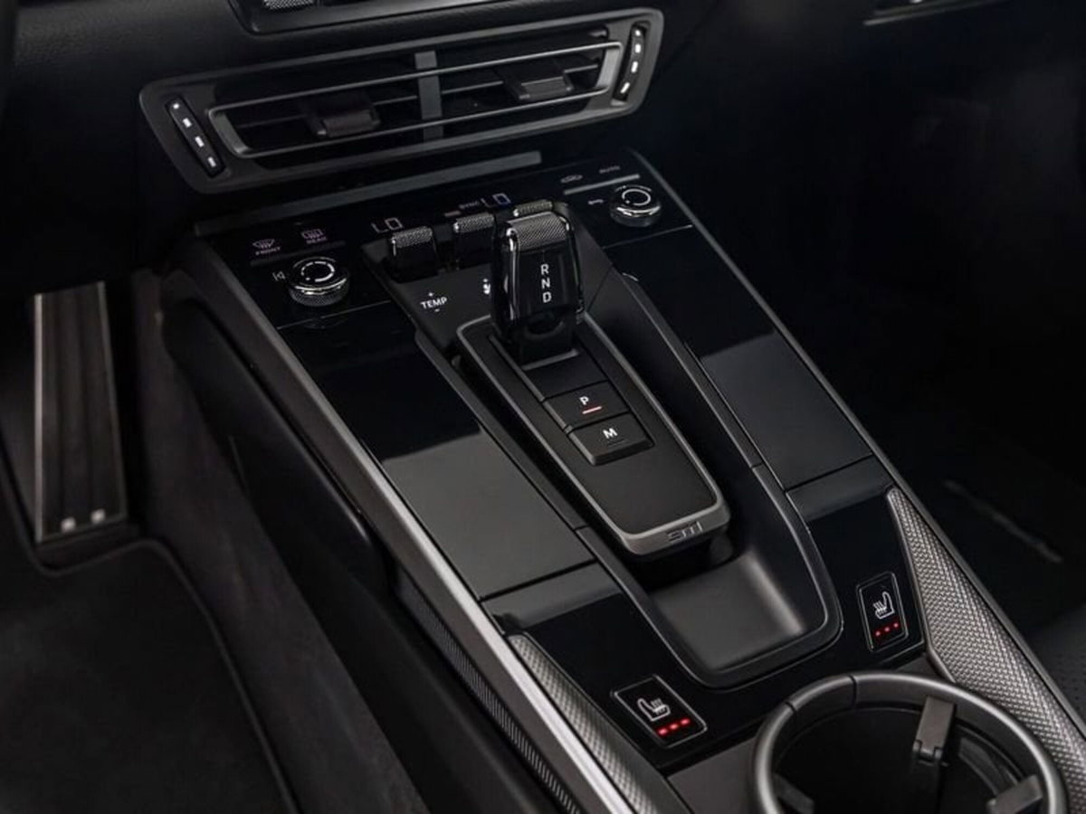 Porsche 911 Coupé Carrera 4S (14)