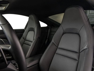 Porsche 911 Coupé Carrera 4S (18)