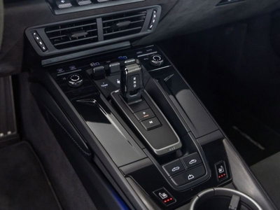 Porsche 911 Cabrio 3.6 Carrera 4 GTS auto (12)