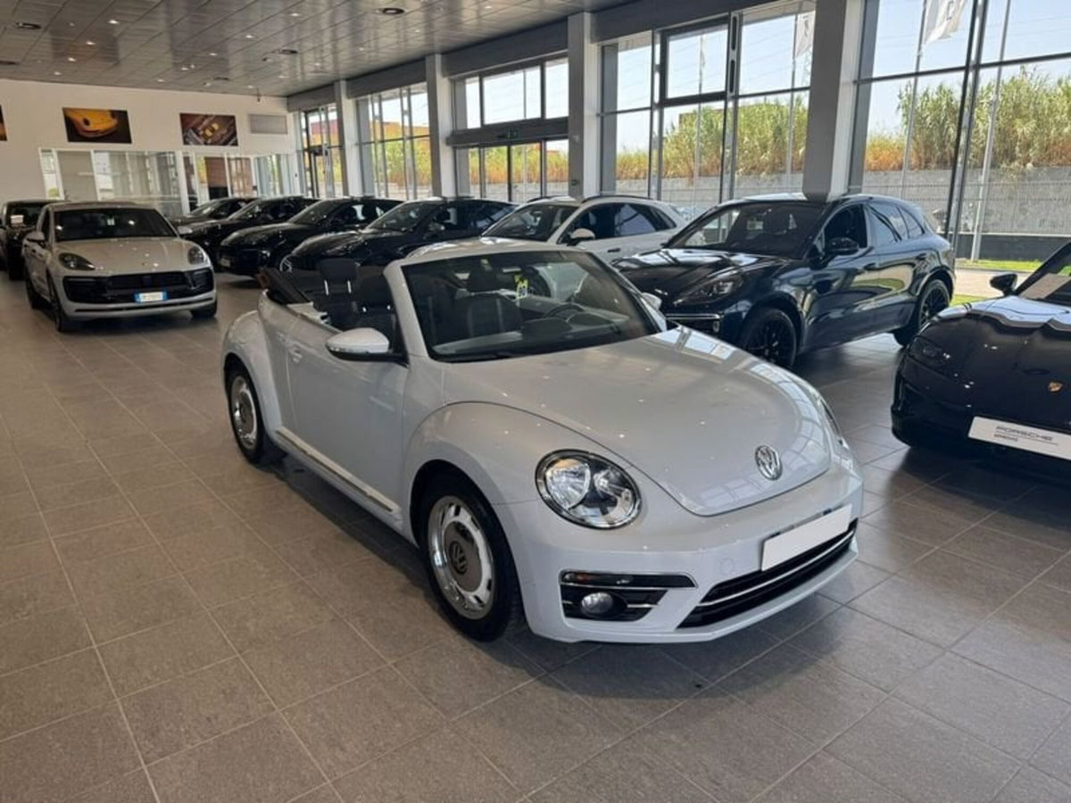 Volkswagen Maggiolino Cabrio 2.0 TDI Design BlueMotion Technology (2)
