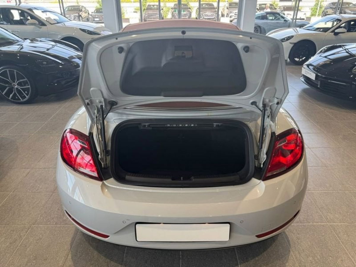 Volkswagen Maggiolino Cabrio 2.0 TDI Design BlueMotion Technology (4)