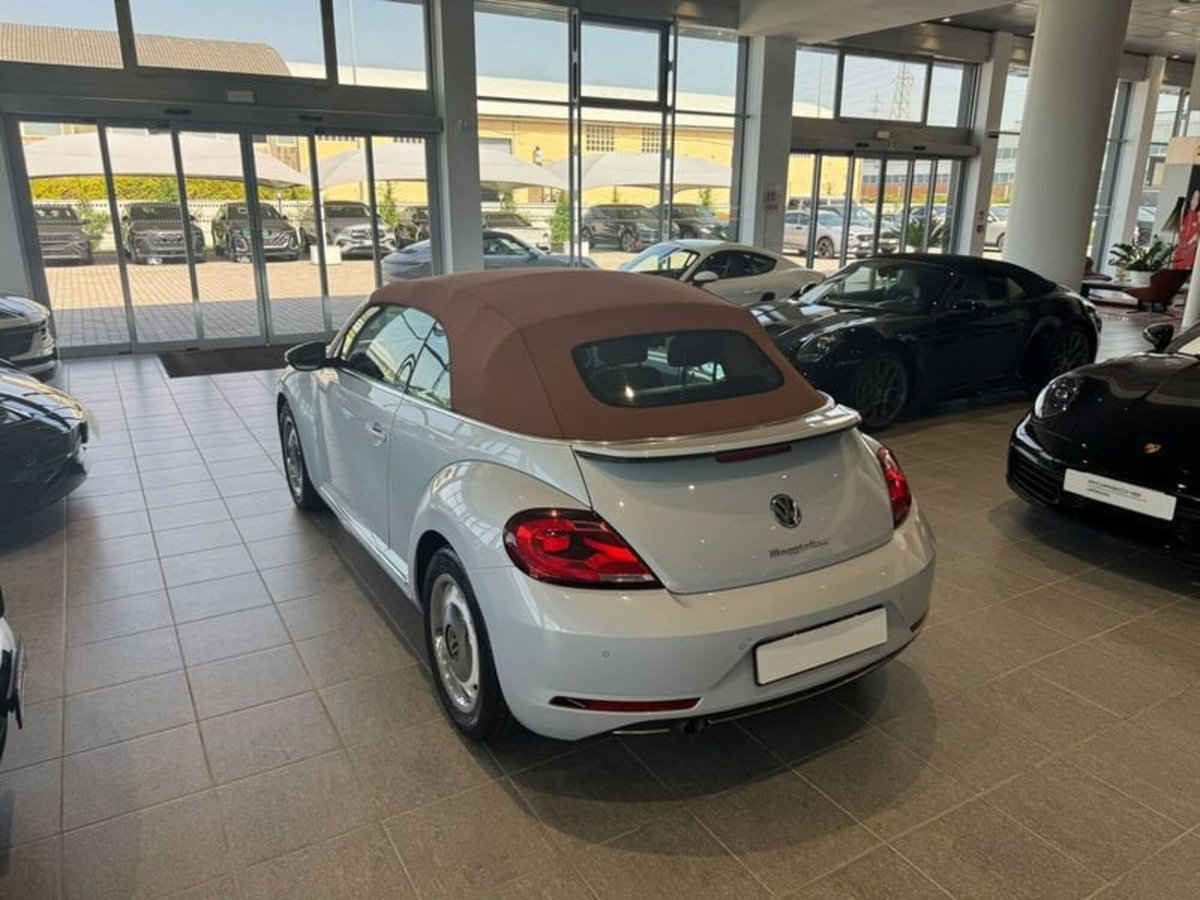 Volkswagen Maggiolino Cabrio 2.0 TDI Design BlueMotion Technology (5)