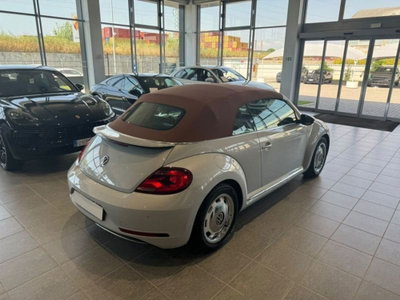 Volkswagen Maggiolino Cabrio 2.0 TDI Design BlueMotion Technology (7)