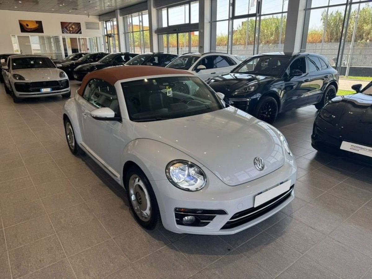 Volkswagen Maggiolino Cabrio 2.0 TDI Design BlueMotion Technology (9)