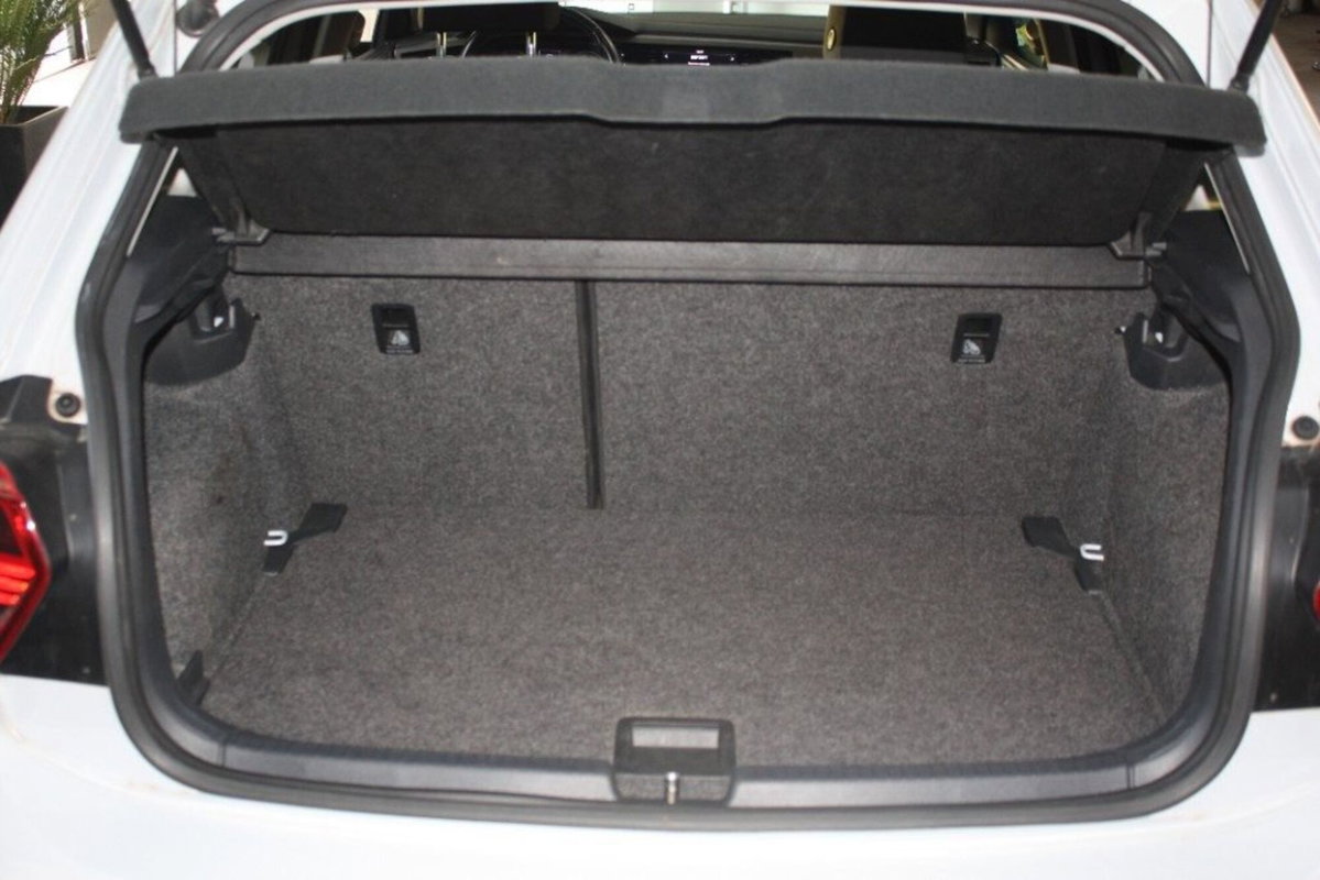Volkswagen Polo 1.0 TSI DSG 5p. Sport BlueMotion Technology (17)