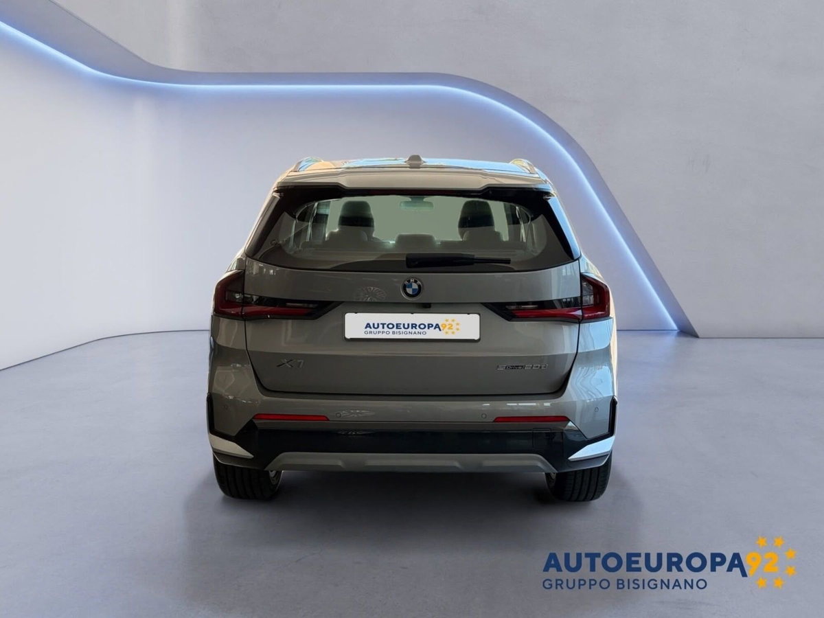 BMW X1 xDrive 20d Msport (2)