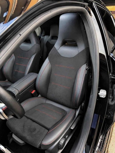 Mercedes-Benz Classe A Sedan 200 d AMG Line Premium Plus auto (18)