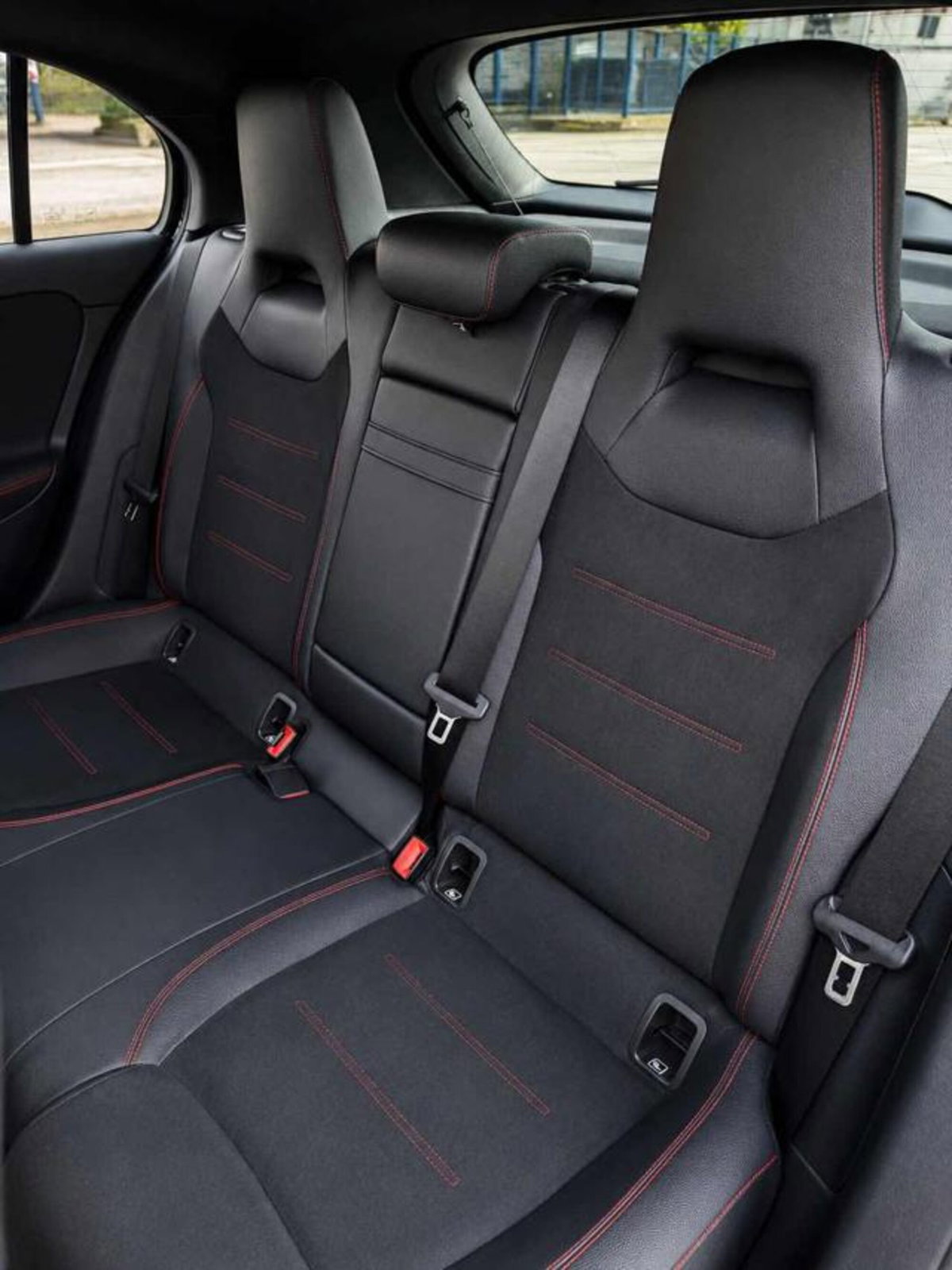 Mercedes-Benz Classe A Sedan 200 d AMG Line Premium Plus auto (20)