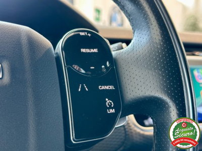 Land Rover Range Rover Velar 2.0D I4 180 CV R-Dynamic S (19)