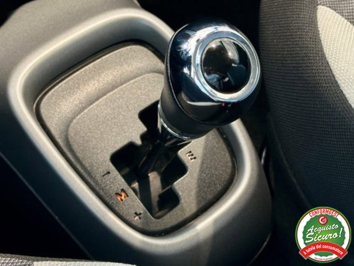Toyota Aygo Connect 1.0 VVT-i 72 CV 5 porte x-play MMT (11)