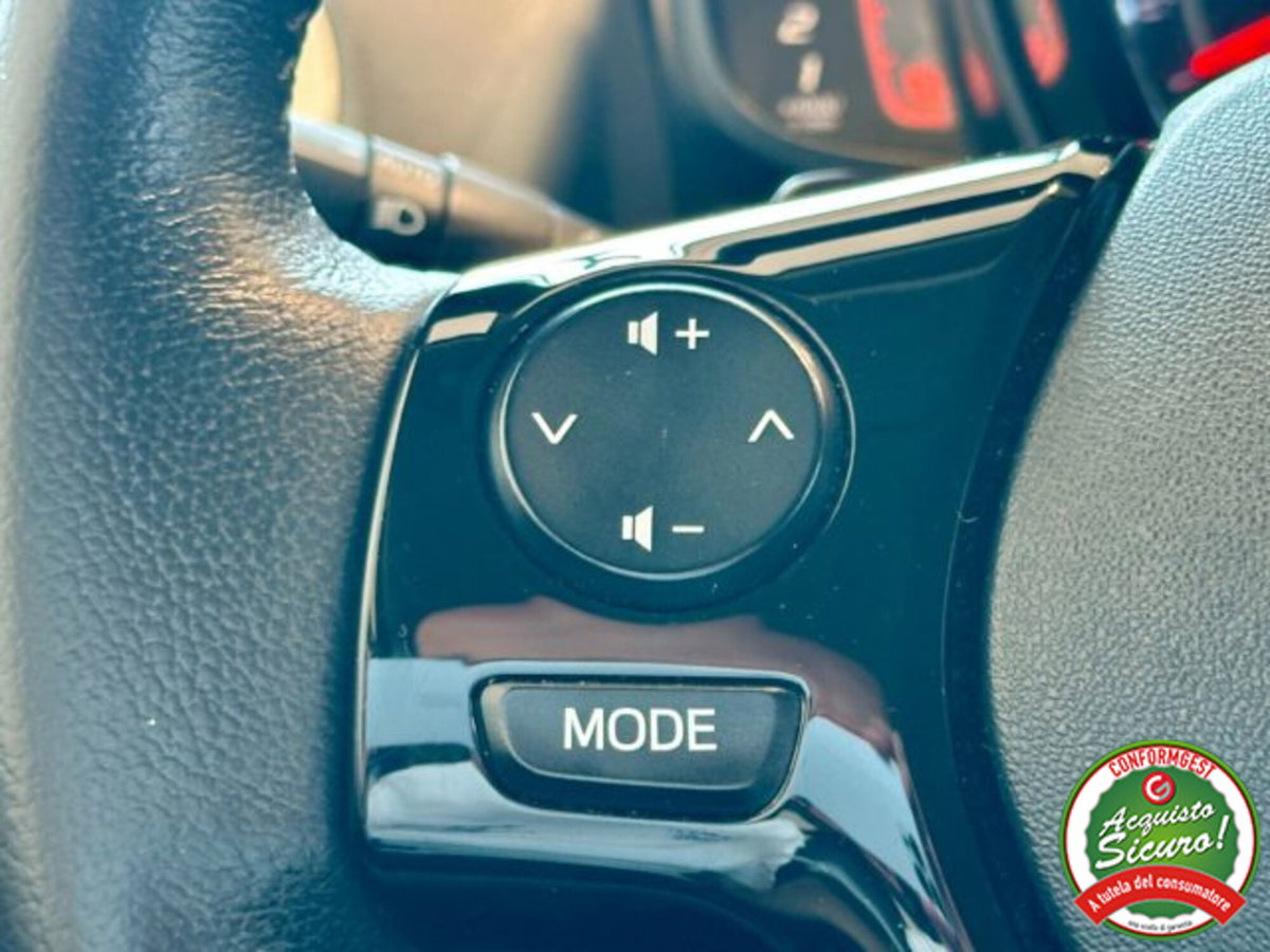 Toyota Aygo Connect 1.0 VVT-i 72 CV 5 porte x-play MMT (19)
