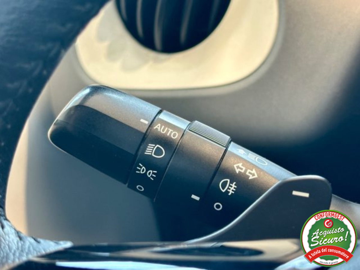 Toyota Aygo Connect 1.0 VVT-i 72 CV 5 porte x-play MMT (20)