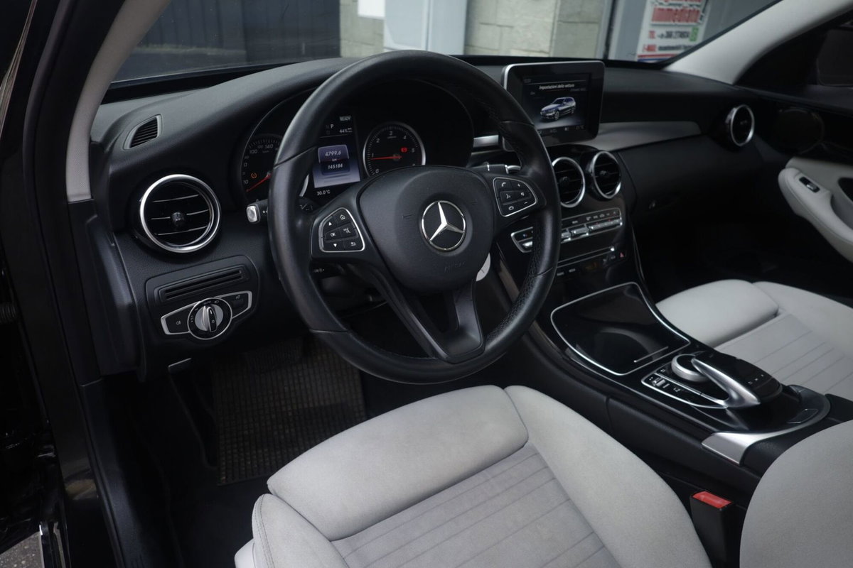 Mercedes-Benz Classe C Station Wagon 300 BlueTEC Hybrid Automatic Sport (14)