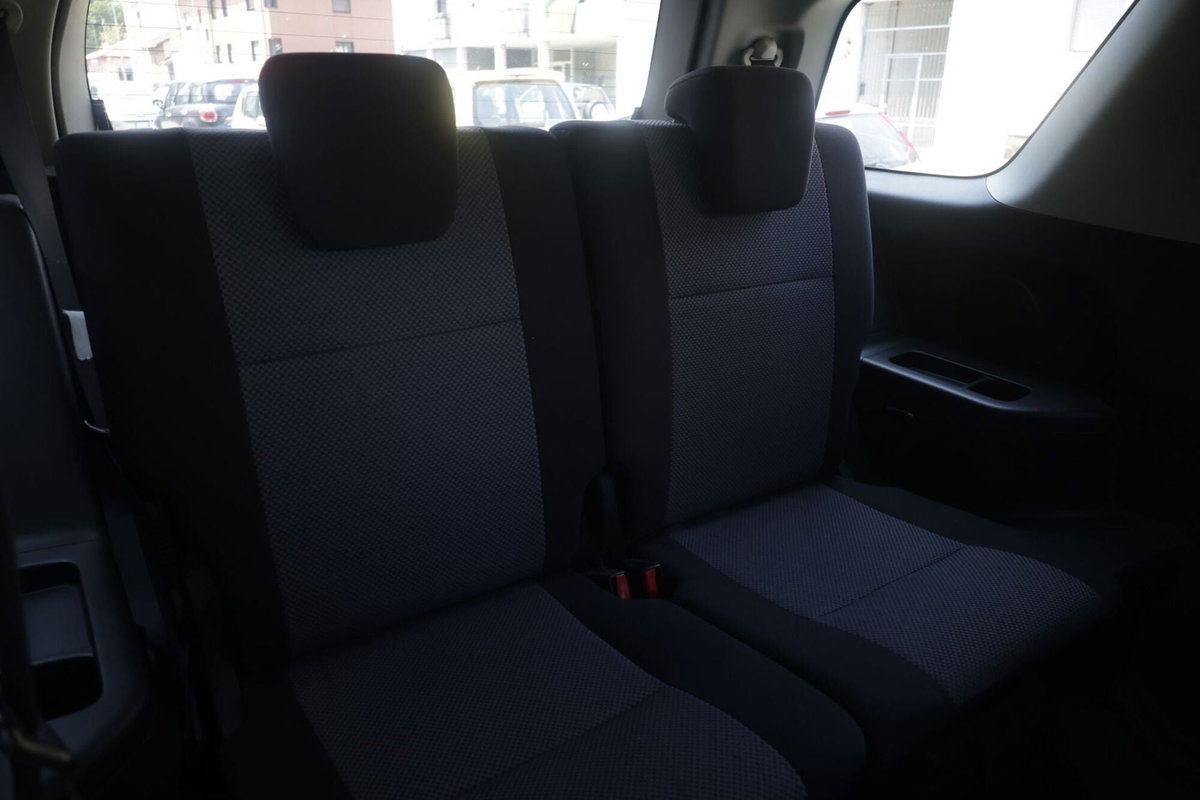 Suzuki Grand Vitara 1.9 DDiS 3 porte Offroad (12)