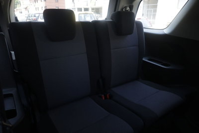 Suzuki Grand Vitara 1.9 DDiS 3 porte Offroad (12)