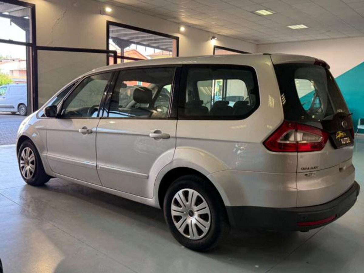 Ford Galaxy 2.0 TDCi 140 CV Ghia (10)