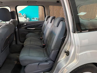 Ford Galaxy 2.0 TDCi 140 CV Ghia (12)